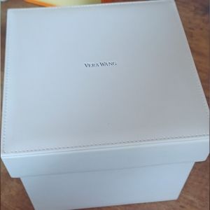 Vera Wang soft leather white storage box 6.5"× 6.5"×5.5"